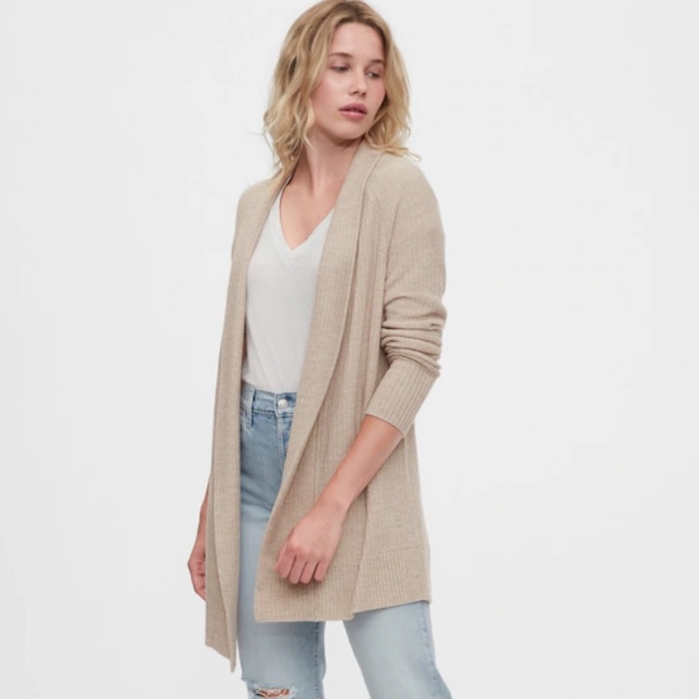 NWOT GAP sweater